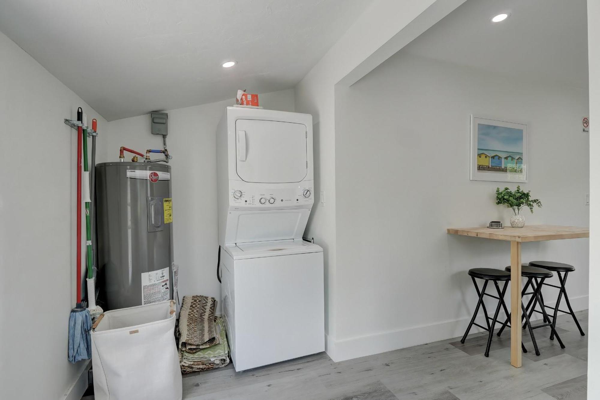Charming Downtown Retreat With Private Units Villa Bonita Springs Exteriör bild